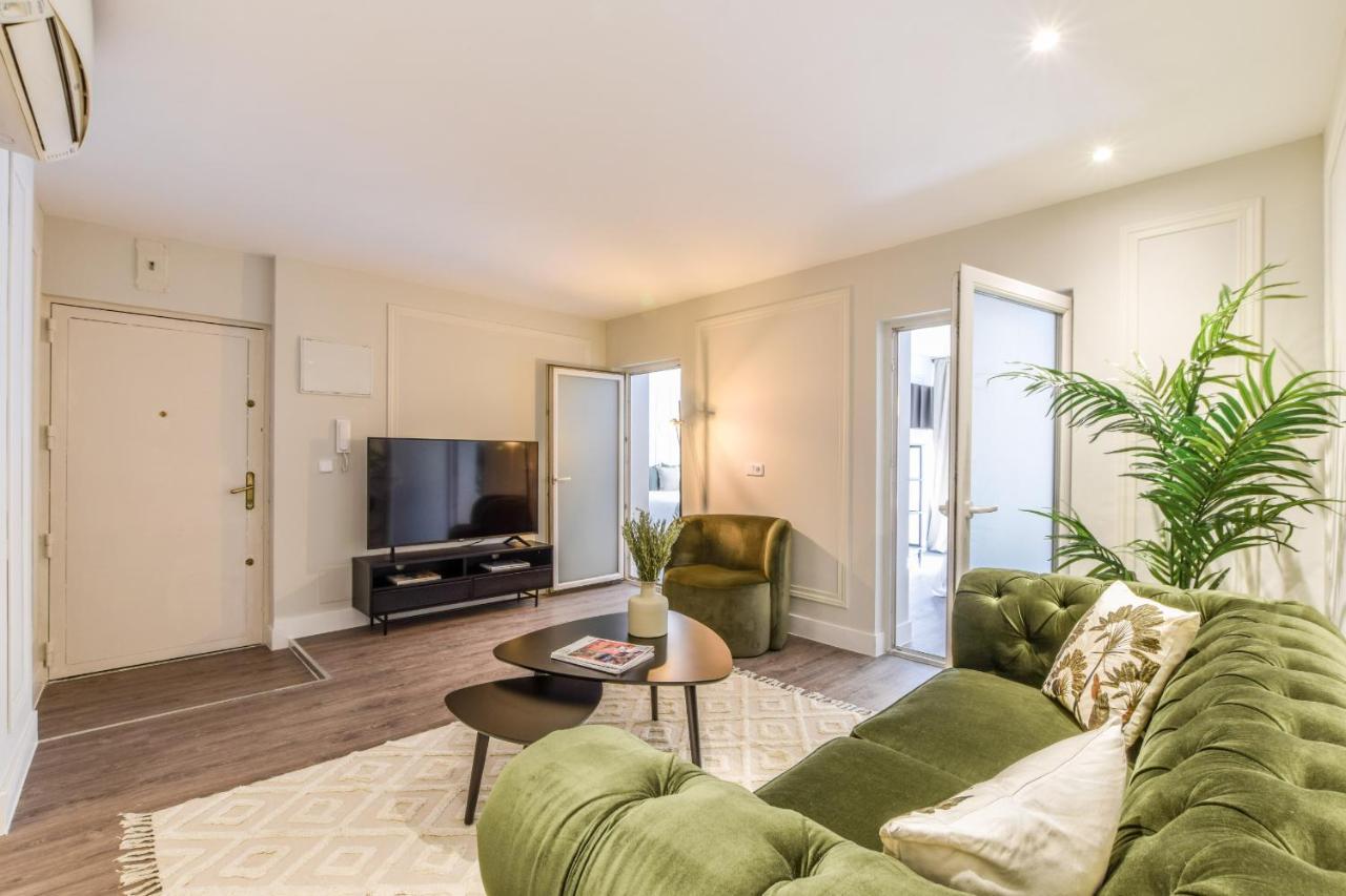 Acogedor Apartamento Gran Via -No Ascensor- Мадрид Екстер'єр фото